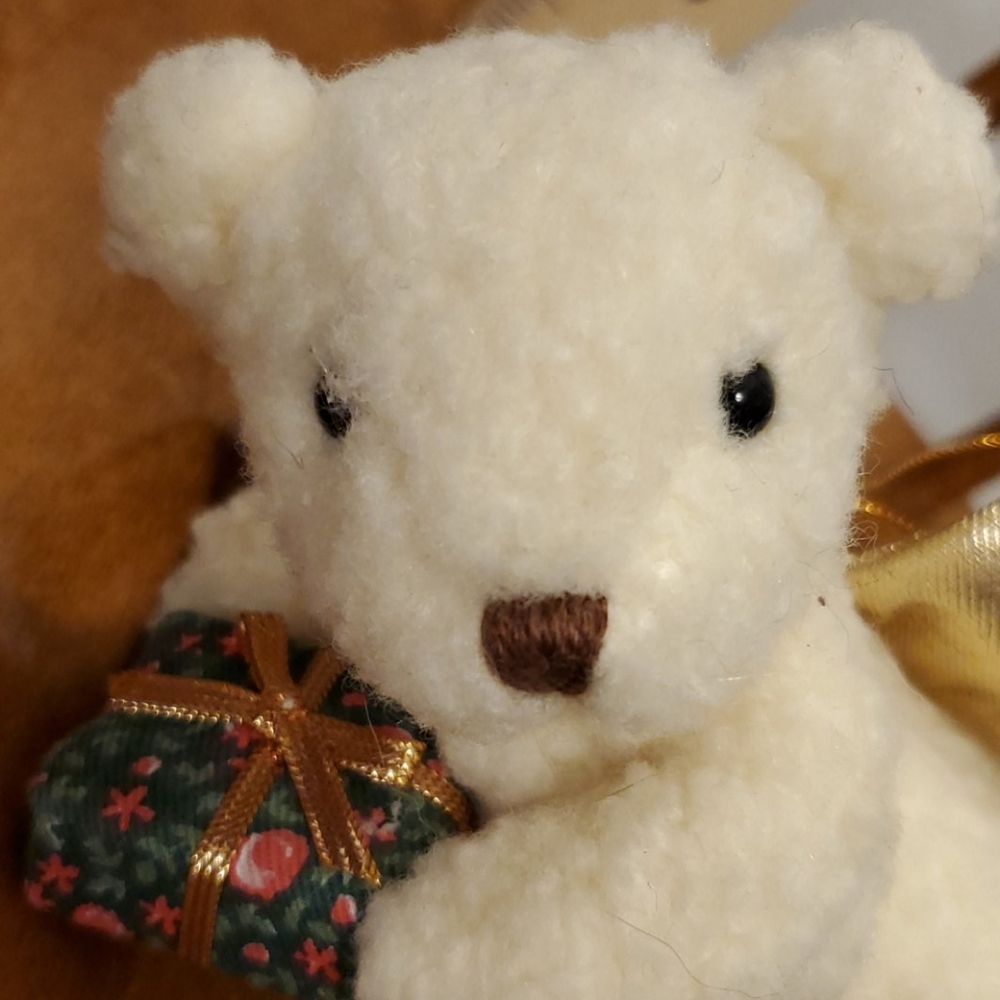 Russ Angel Bear Ornament 🐻 ❤
